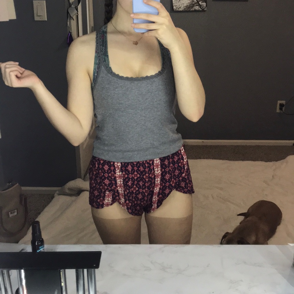 AMAZING gray tank top